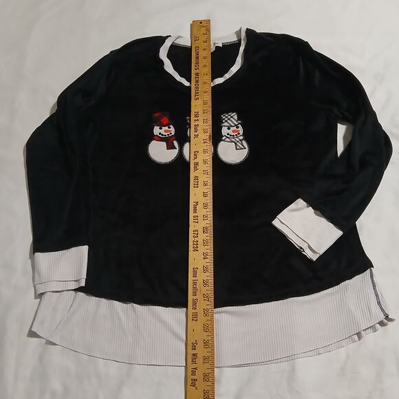 Christmas Top XL Snowmen Black Velour Built in Blouse at Hem & Cuffs Clover+Pine - Picture 10 of 13